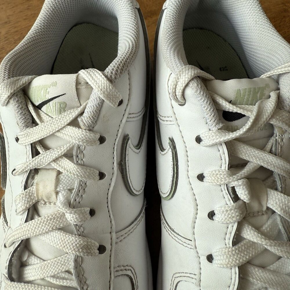 Nike Air Force 1 GS AF1 Low White Honeydew Youth SIZE 7 Casual Shoes CT3839-108 - Picture 11 of 16